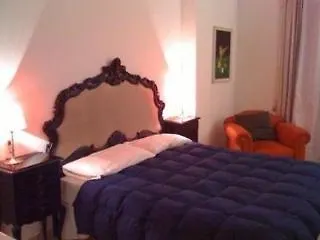 Gallery Affittacamere 3*