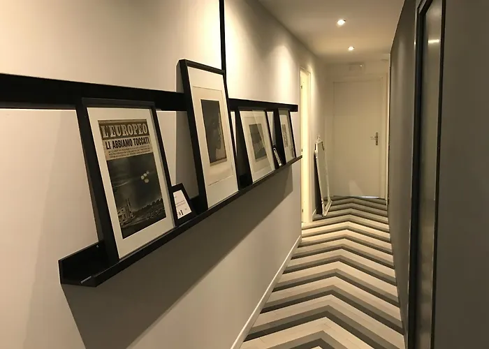 Gallery 3*
